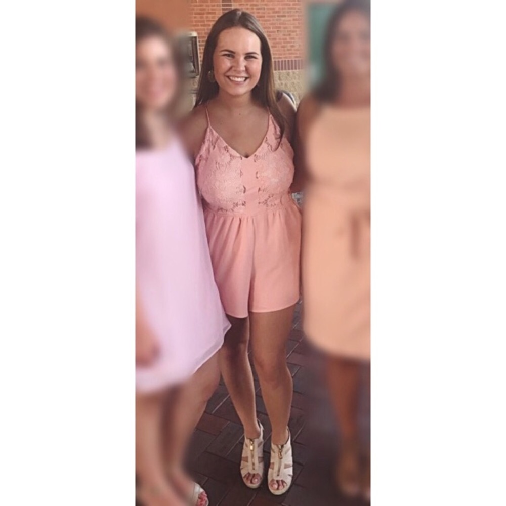 Tobi Light Pink Flowy Romper